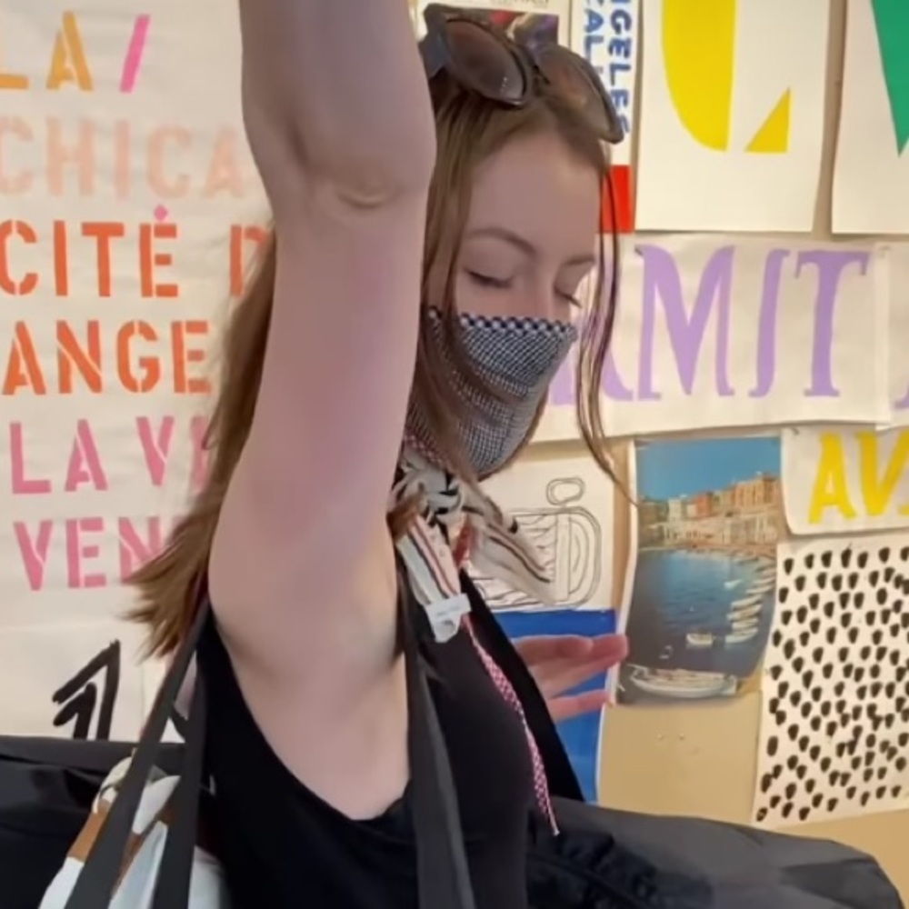 Meet your Posher, Olivia